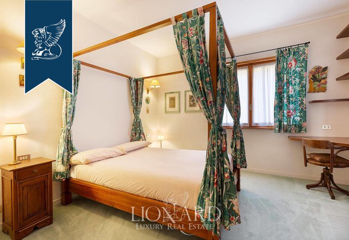 Image No.59-8 Bed Villa for sale