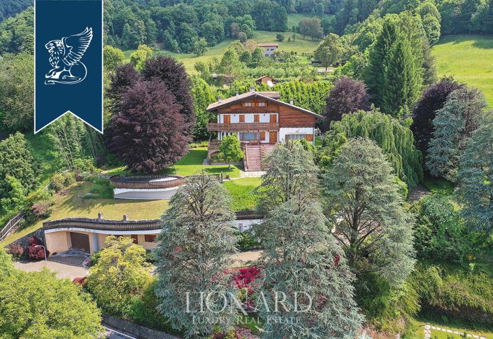 Image No.9-8 Bed Villa for sale