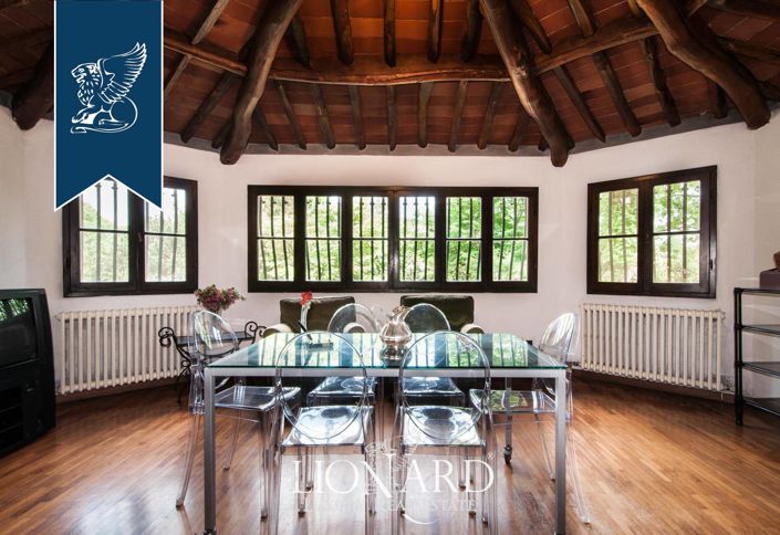 Image No.42-6 Bed Villa for sale