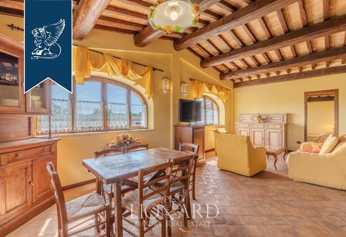 Image No.20-13 Bed Villa for sale