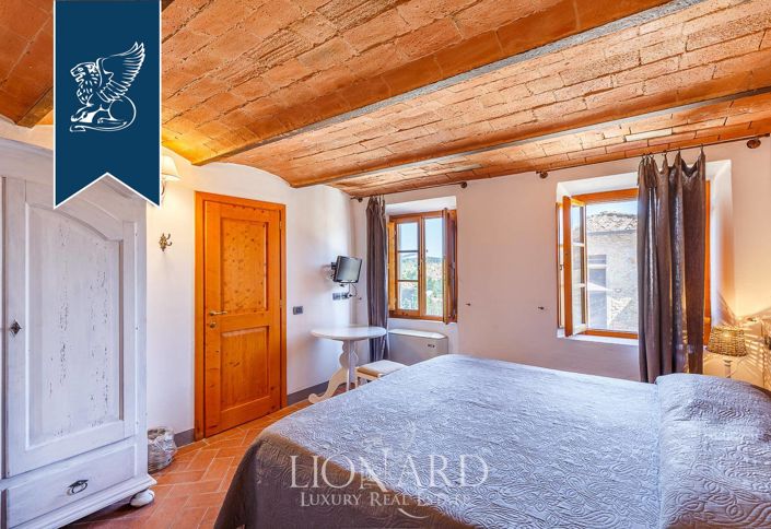 Image No.57-14 Bed Country House for sale