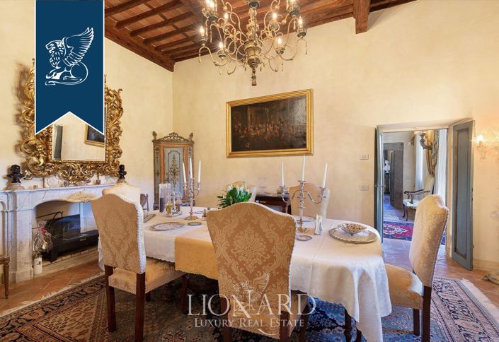 Image No.13-8 Bed Villa for sale