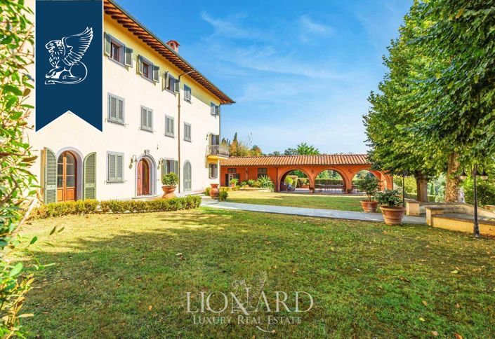 Image No.10-20 Bed Farmhouse for sale