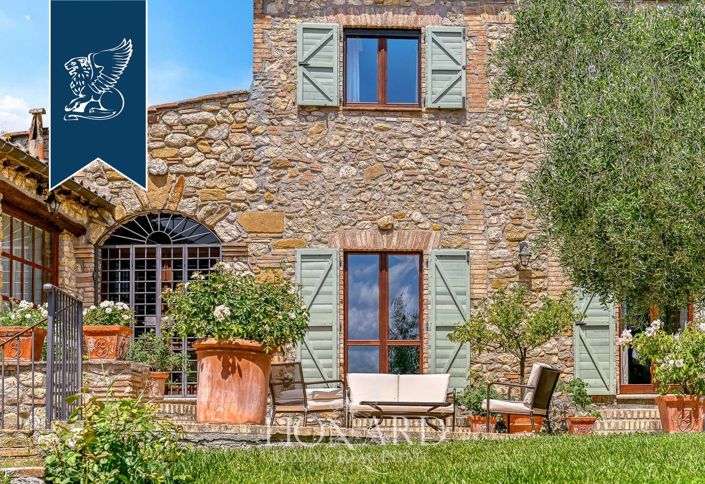 Image No.12-8 Bed Country House for sale