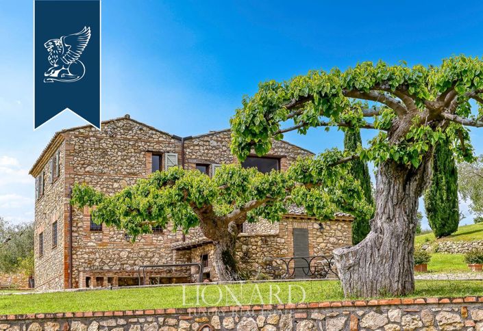 Image No.13-8 Bed Country House for sale