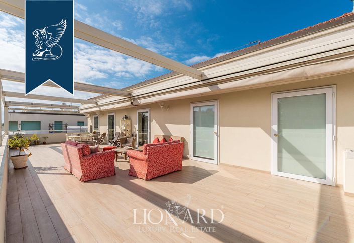 Image No.12-3 Bed Apartment for sale