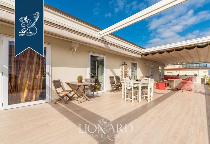 Image No.14-3 Bed Apartment for sale