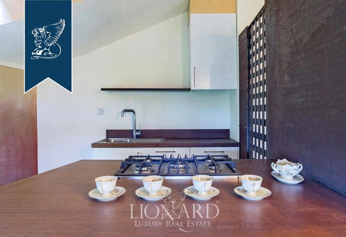 Image No.27-8 Bed Villa for sale