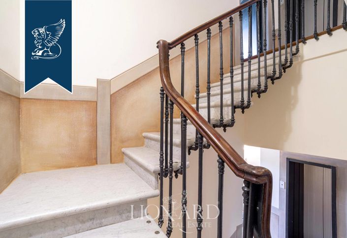 Image No.36-8 Bed Villa for sale