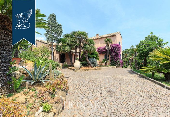 Image No.11-6 Bed Villa for sale