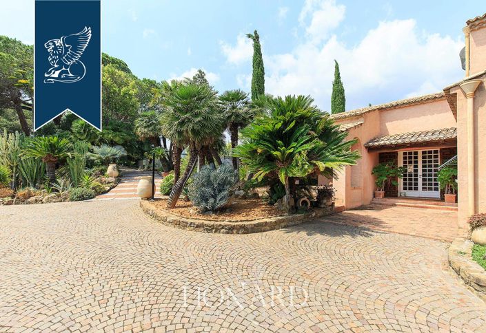 Image No.15-6 Bed Villa for sale