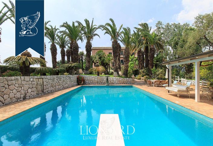 Image No.2-6 Bed Villa for sale