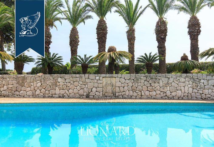 Image No.24-6 Bed Villa for sale