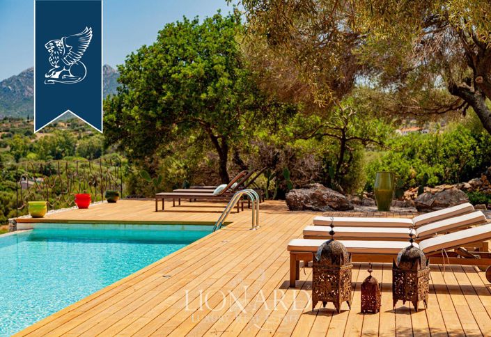 Image No.10-4 Bed Villa for sale