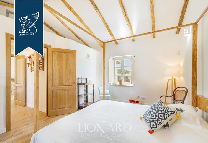 Image No.30-4 Bed Villa for sale