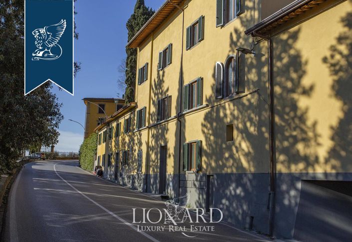 Image No.13-8 Bed Villa for sale