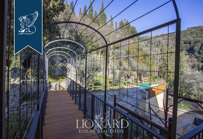 Image No.20-8 Bed Villa for sale