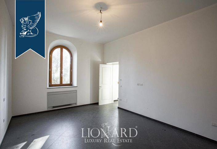 Image No.29-8 Bed Villa for sale