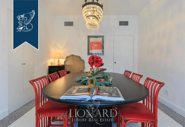 Image No.19-5 Bed Villa for sale