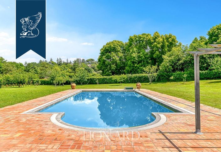 Image No.4-6 Bed Villa for sale