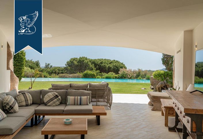 Image No.17-5 Bed Villa for sale