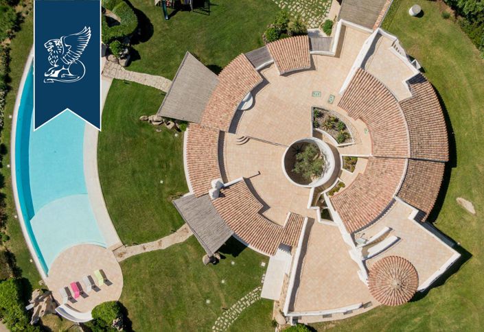 Image No.9-5 Bed Villa for sale