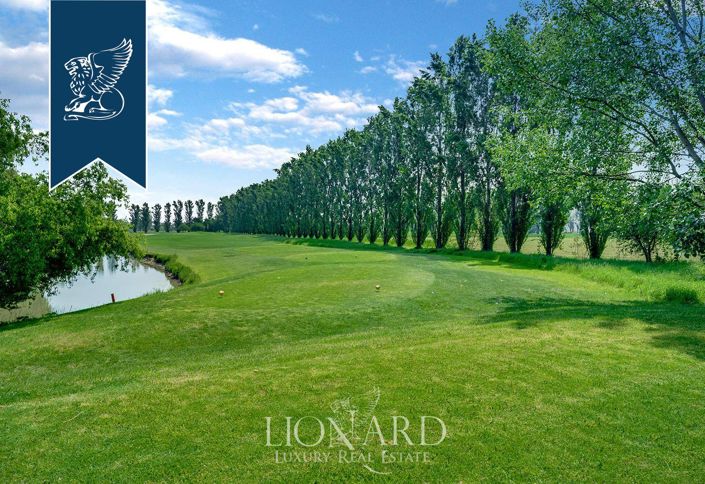 Image No.17-20 Bed Villa for sale