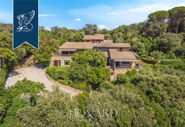 Image No.3-14 Bed Villa for sale