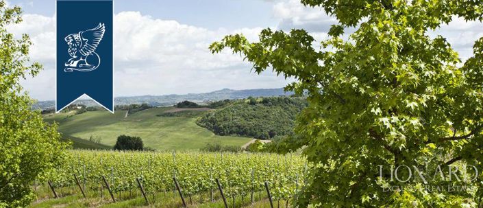 Image No.12-12 Bed Farmhouse for sale