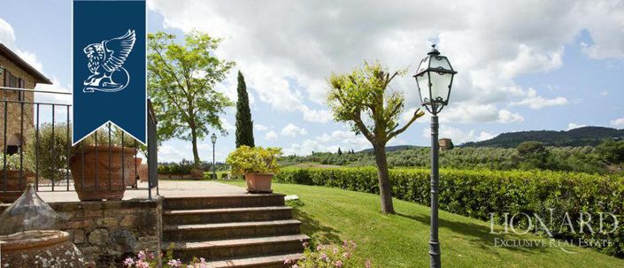 Image No.13-12 Bed Farmhouse for sale