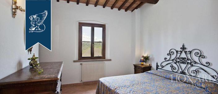 Image No.31-12 Bed Farmhouse for sale