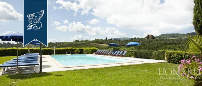 Image No.6-12 Bed Farmhouse for sale