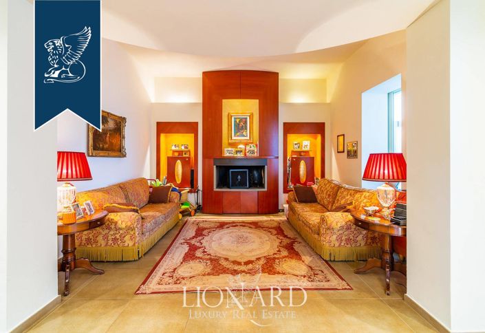 Image No.18-6 Bed Villa for sale