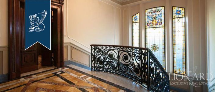 Image No.44-5 Bed Villa for sale