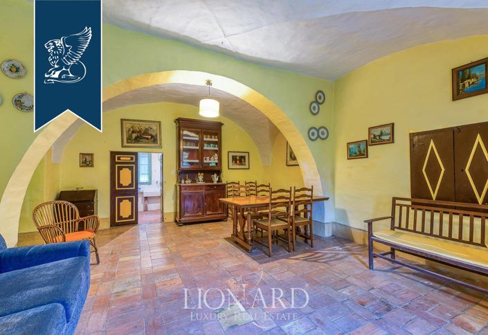 Image No.31-10 Bed Villa for sale