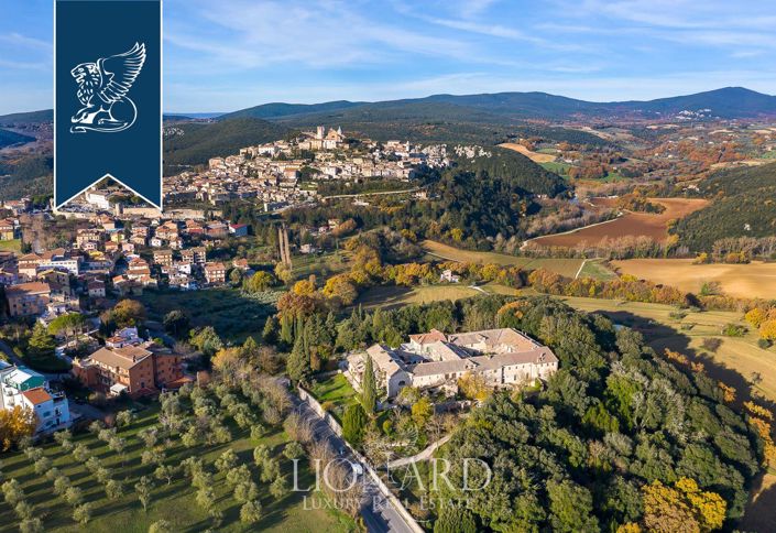 Image No.41-10 Bed Villa for sale