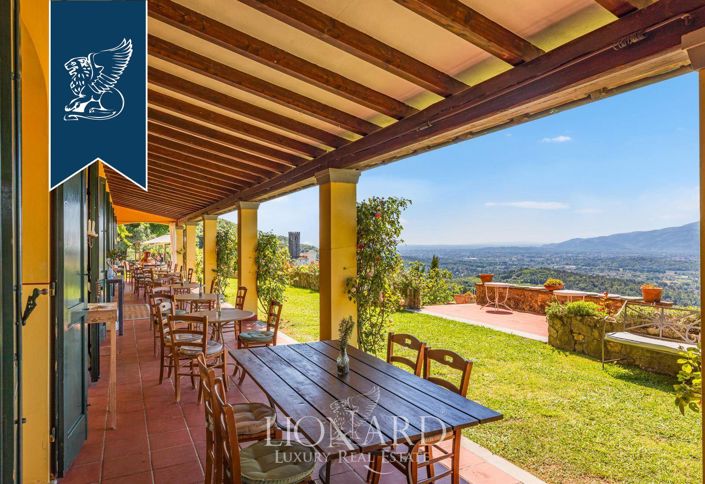 Image No.17-12 Bed Villa for sale