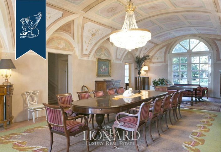 Image No.21-30 Bed Villa for sale