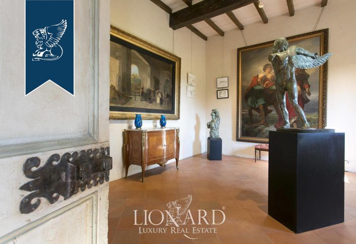 Image No.26-30 Bed Villa for sale