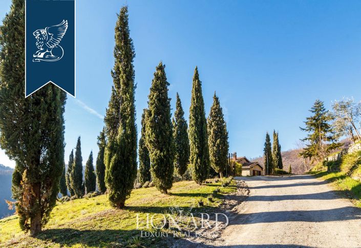 Image No.10-5 Bed Country House for sale