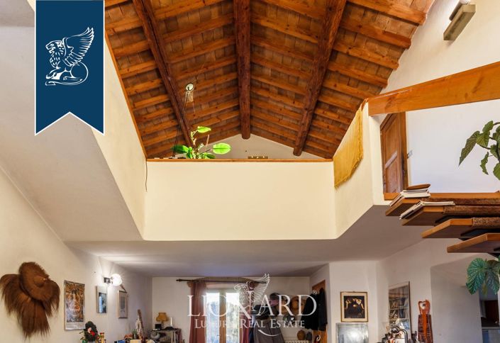 Image No.39-5 Bed Country House for sale