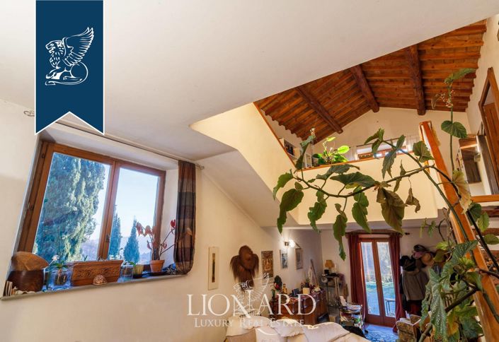 Image No.40-5 Bed Country House for sale