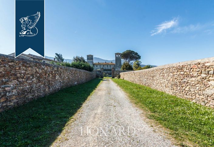 Image No.15-Villa for sale