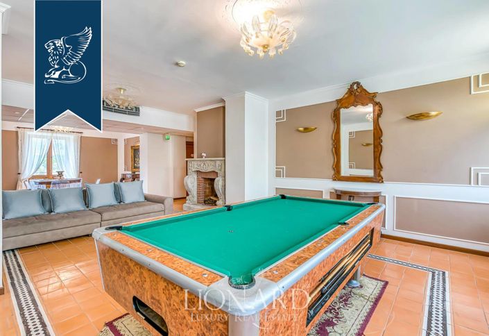 Image No.24-28 Bed Villa for sale