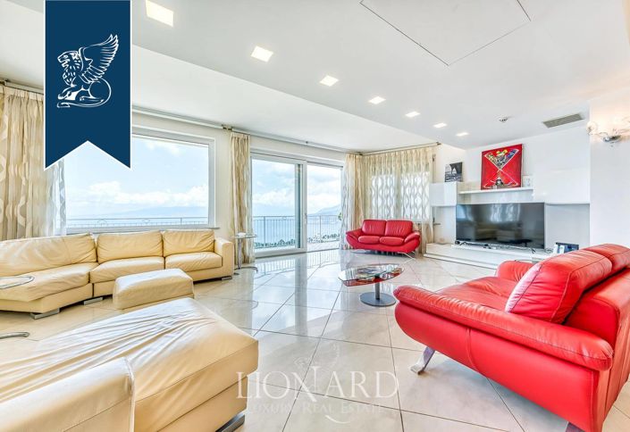 Image No.11-5 Bed Villa for sale