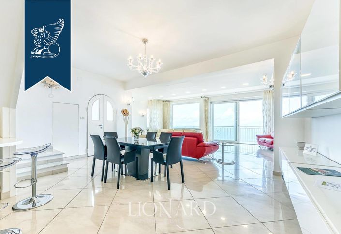 Image No.13-5 Bed Villa for sale