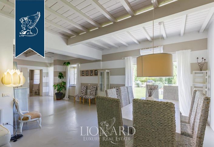 Image No.40-5 Bed Country House for sale