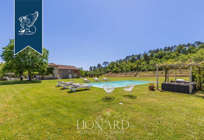 Image No.8-5 Bed Country House for sale