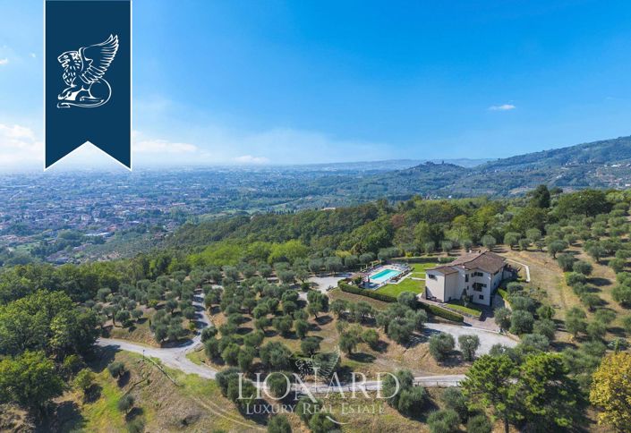 Image No.6-11 Bed Villa for sale