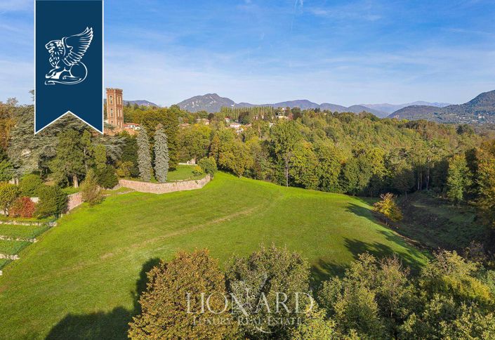 Image No.3-10 Bed Property for sale